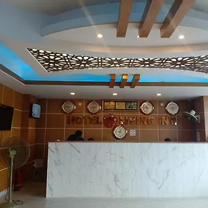 Living International Hotel